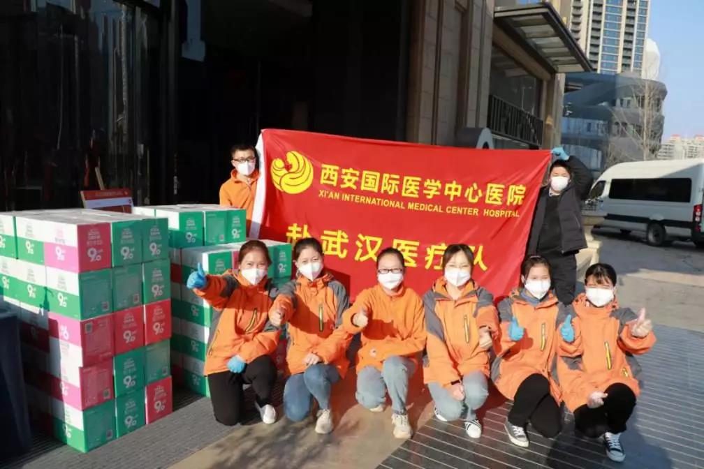 向醫(yī)療隊的女漢子致敬！