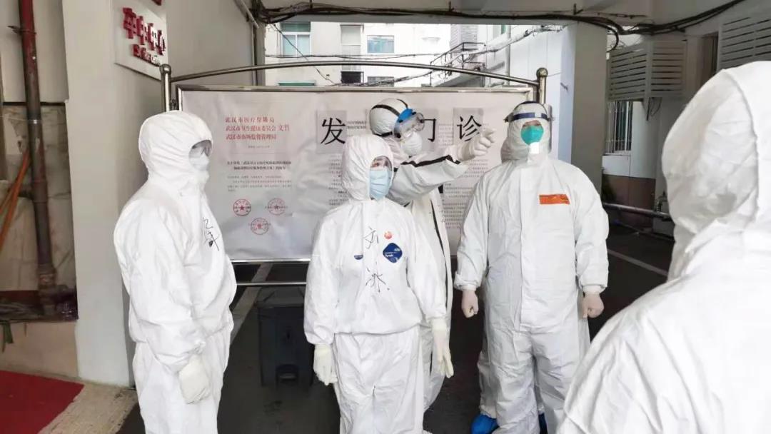 戰(zhàn)斗依然繼續(xù)，不容絲毫懈怠——記西安國際醫(yī)學中心醫(yī)院感控部主任劉冰