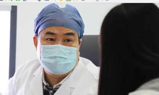戰(zhàn)疫是英雄 救治是楷?！靼矅?guó)際醫(yī)學(xué)中心醫(yī)院支援湖北醫(yī)療隊(duì)隊(duì)員返崗工作干勁十足