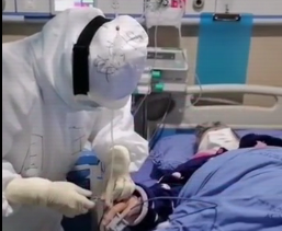 奶奶，我來(lái)為您剪指甲