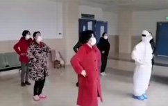 翩翩起舞！護(hù)士韓靜鼓勵(lì)患者抗擊疫情