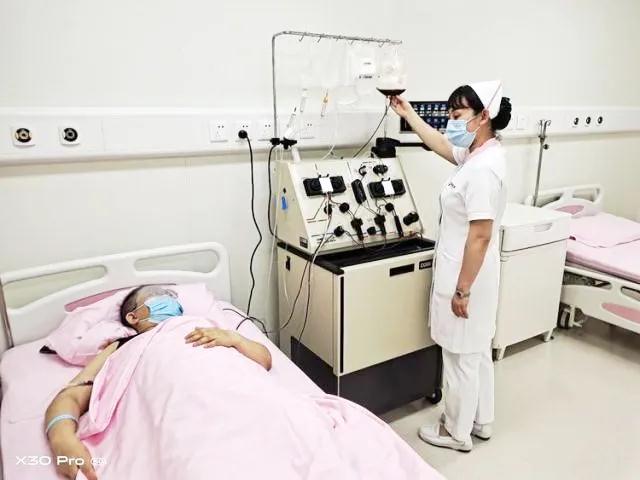 若身體發(fā)出這四個(gè)求救信號(hào)，當(dāng)心得了白血?。?>
				             </a>
                <div   id=