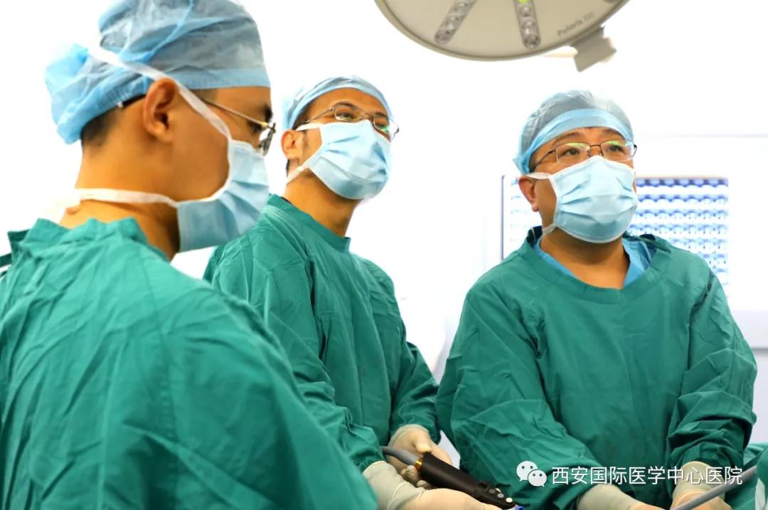 19年了，手上“汗流成河”！兩個(gè)小切口就治好這個(gè)“怪病”