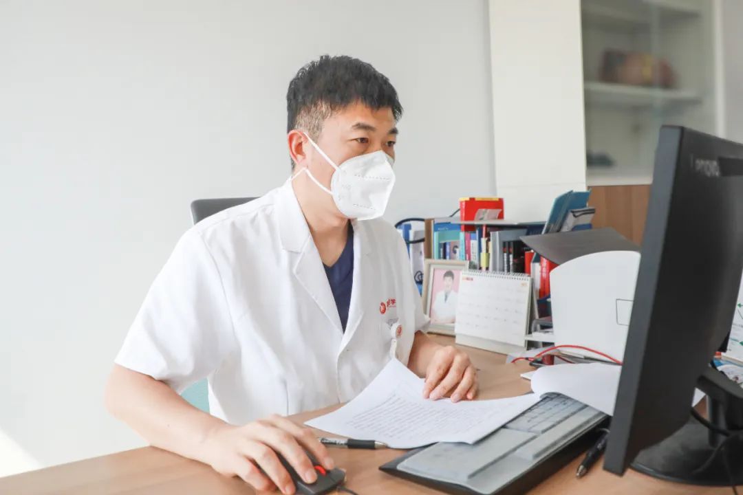 心內(nèi)科陳效安醫(yī)生連線陜西臺《閃耀三秦》，暢談醫(yī)生成長之路