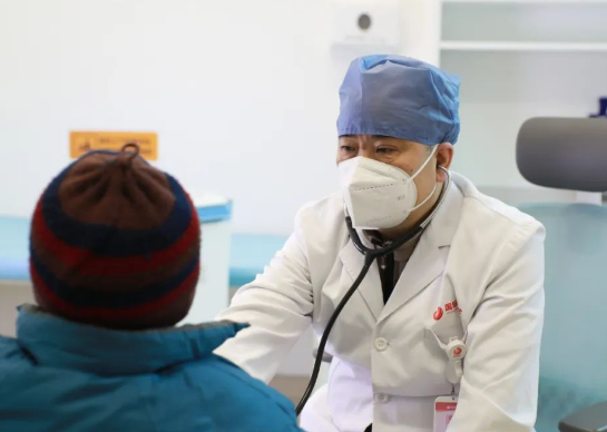 勇者無(wú)畏，他們執(zhí)一份堅(jiān)守與擔(dān)當(dāng)