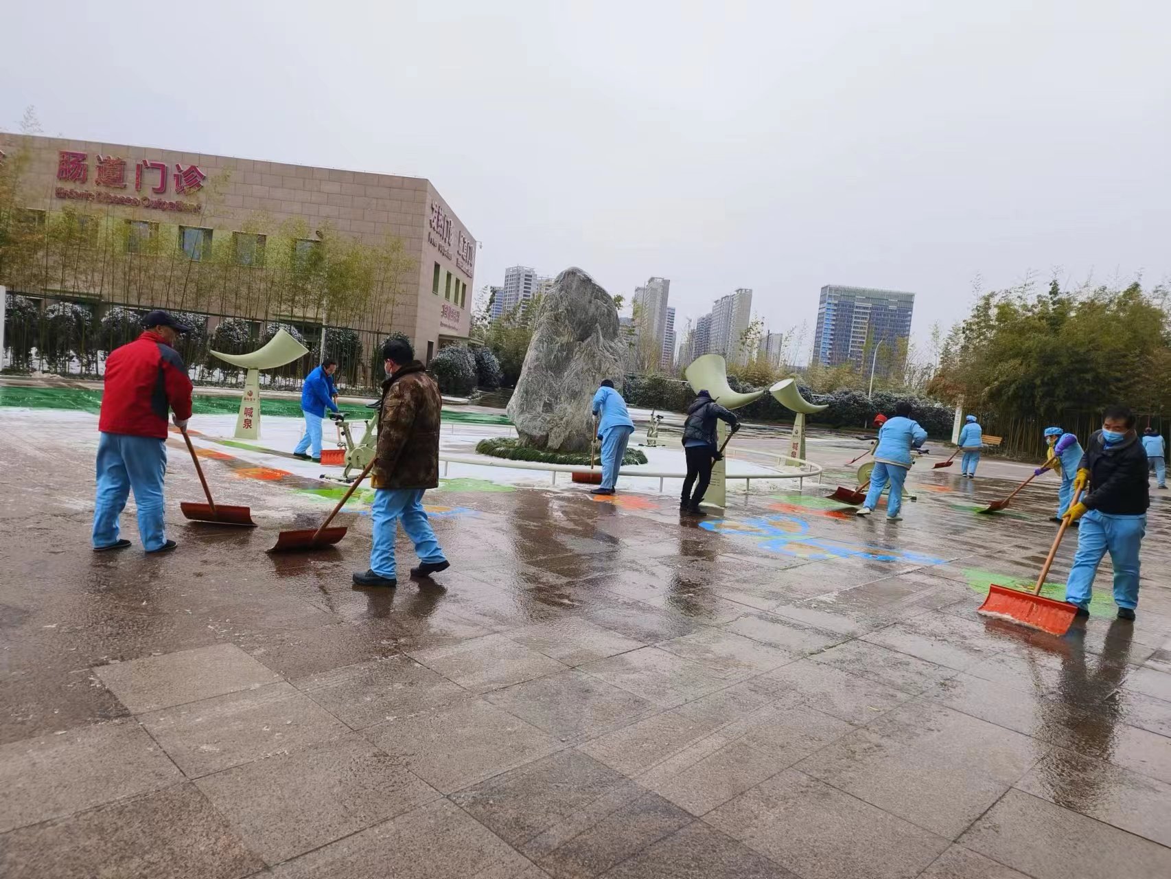 雪很美，他們也很美