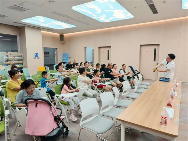 愛在音符中流淌，希望在指尖處傳遞——直擊腦癱多學(xué)科義診現(xiàn)場