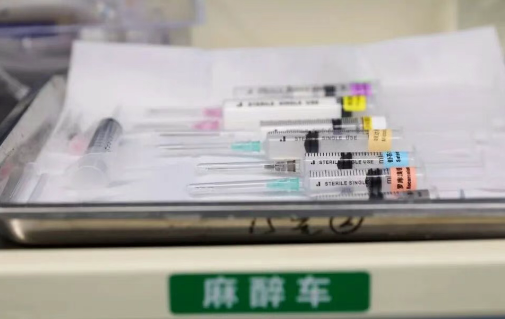 心梗6天+粉碎骨折！教科書上的“禁區(qū)”，他們硬是闖過來了…