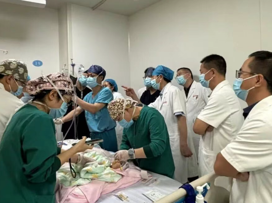 車輪碾過(guò)5歲男孩胸口之后